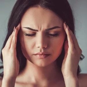 The Best Essential Oils For Headache And Migraine Relief